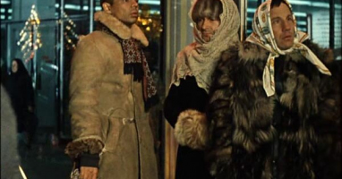 Сумеете узнать 7 советских шлягеров лишь по двум строчкам?