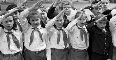 Тест для детей, выросших в СССР | Моя бабушка ответила на 9 из 10